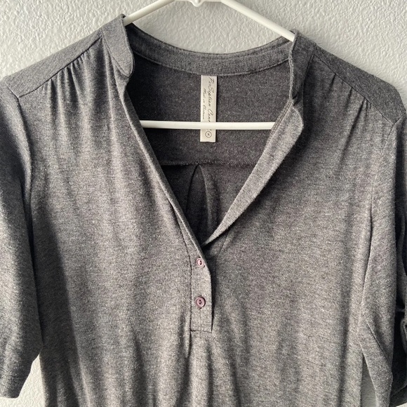 PerSeption Concept | Women’s short sleeve gray too Size S - Picture 2 of 5
